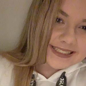 Meet your Posher, Kristen